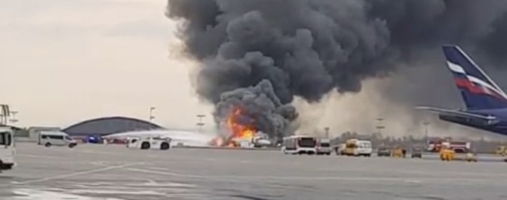 Հայտաբերվել են «Շերեմետևո» օդանավակայանում այրված ինքնաթիռի «սև արկղերը»