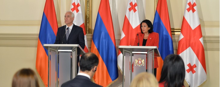 Armenian and Georgian presidents discussed infrastructure projects, security and IT