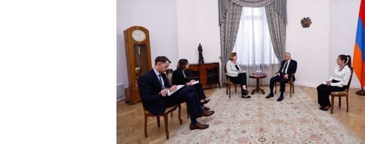 Փոխվարչապետը ԱՄՆ դեսպանի հետ օրակարգային հարցեր է քննարկել 