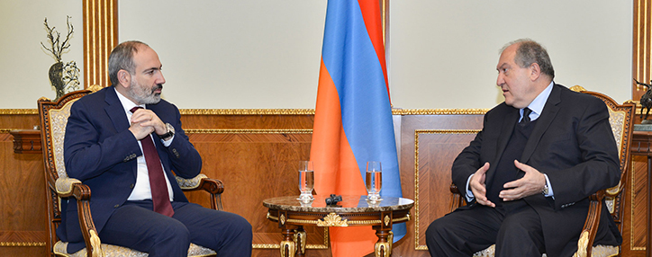 Փաշինյանն Արմեն Սարգսյանի հետ քննարկել է ՍԴ–ի շուրջ ստեղծված ճգնաժամը (ՎԻԴԵՈ)