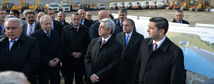 Հայաստանի նախագահը մեկնարկ է տվել Վեդու ջրամբարի հիմնարկեքին 
