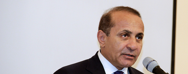 Премьер Армении обещает решить проблему соцвыплат преподавателей, работающих в госвузах и частном секторе