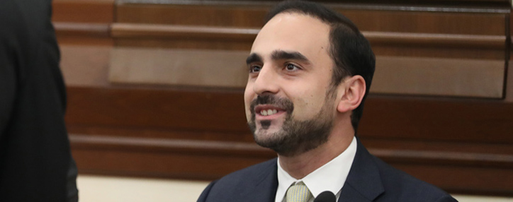 Совет старейшин избрал Тиграна Авиняна мэром Еревана