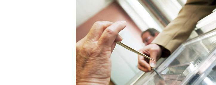 Оппозиционный фронт "Нет" заявляет о фальсификациях по "дополнительным спискам" на референдуме