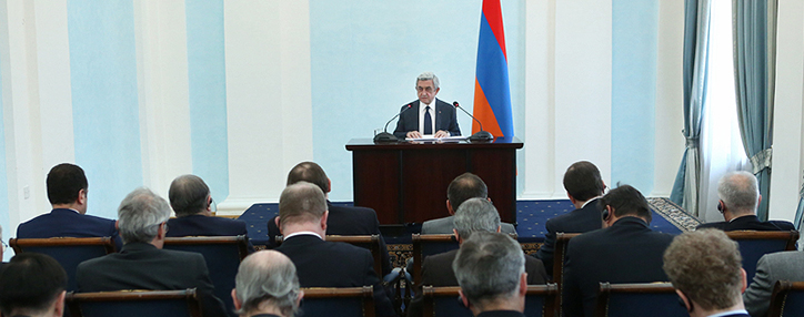 Саргсян назвал условия для компромиссов армянской стороны в карабахском конфликте