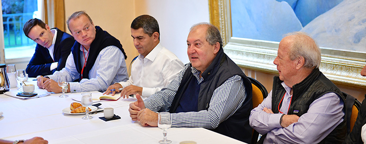 Саркисян пригласил "Малый Давос" в Армению 