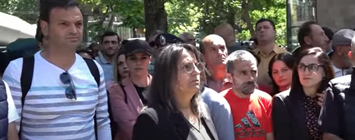 Զոհված զինծառայողների ծնողները հանդիպեցին ԲԴԽ նախագահի պաշտոնակատարի հետ. Տոնոյանը ներկայացրեց արդյունքները