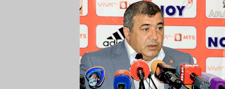 Ռուբեն Հայրապետյանն ազատ արձակվեց. նա ցույց տվեց զենք կրելու թույլտվությունը