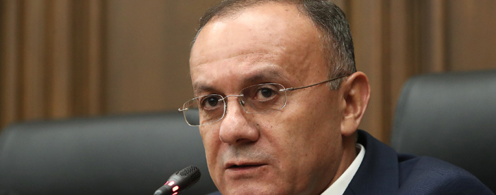 Генпрокуратура Армении  предъявила обвинение экс-министру обороны Сейрану Оганяну