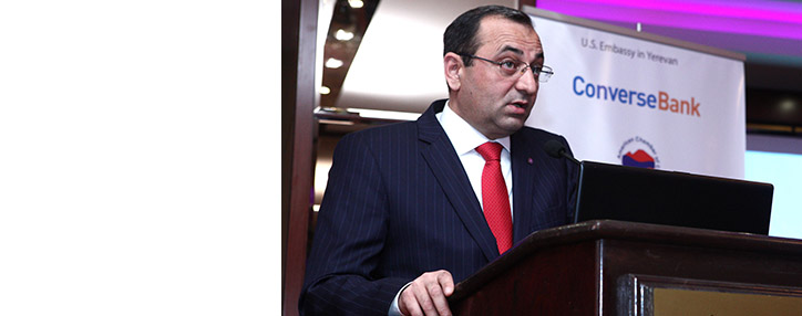 Глава армянского правительства не желает работать с министром от АРФД Арцвиком Минасяном