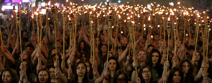 Шествие в Ереване завершилось клятвой бороться за права Армении и Арцаха