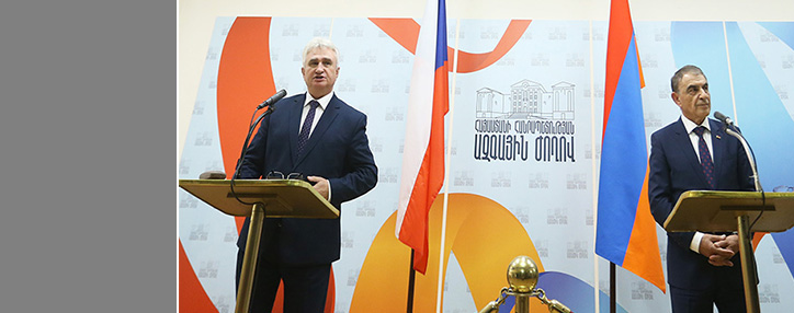 Председатель Сената Чехии опроверг слухи о продаже вооружения Азербайджану