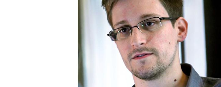 Э.Сноуден получил временное убежище в РФ и покинул Шереметьево