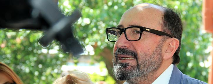  Директор ереванского кинофестиваля "Золотой абрикос" освобожден от должности