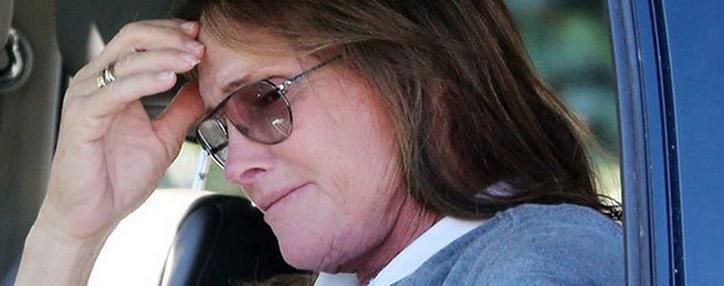 Отчим Ким Кардашьян рассказал о готовящихся мемуарах трансгендера