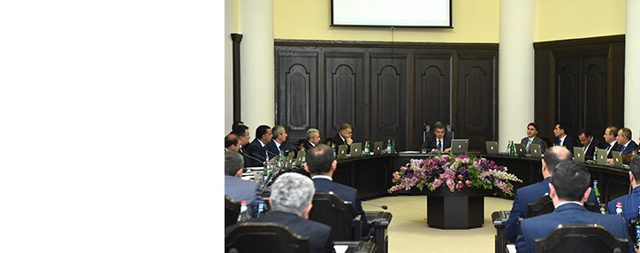 Հայաստանի վարչապետը երկու նոր օգնական է նշանակել