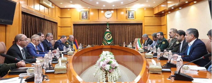 Армения и Иран обсудили сотрудничество в сфере обороны