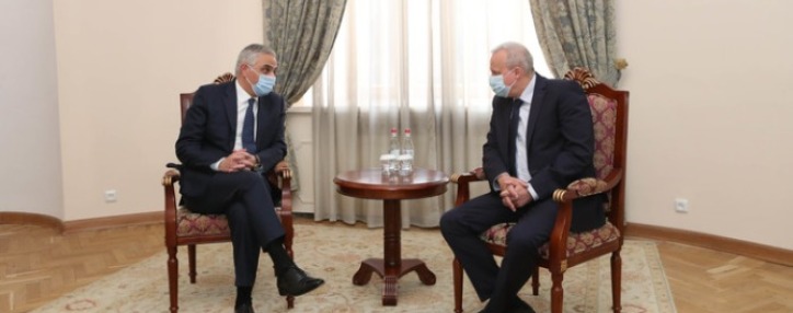 ՀՀ փոխվարչապետն ու ՀՀ–ում ՌԴ դեսպանը երկու երկրների միջև տնտեսական համագործակցության օրակարգի արդիական հարցեր են քննարկել