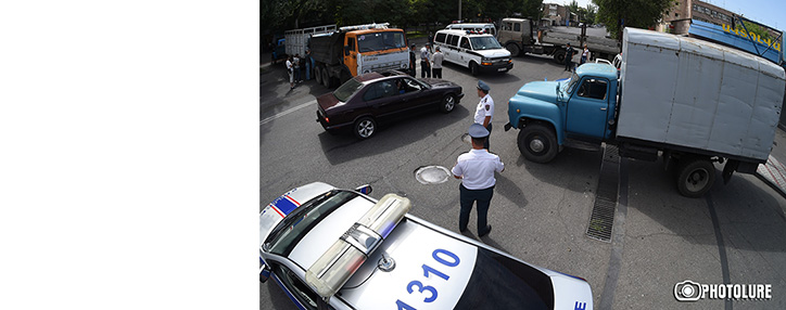 Two members of Sasna Tsrer group wounded 