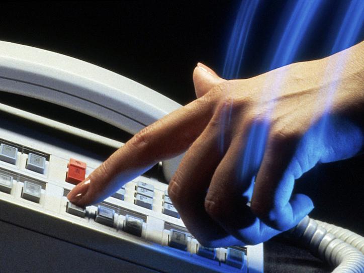 ՀՀ նախագահի թեկնածու Սերժ Սարգսյանի նախընտրական շտաբում «թեժ գիծ» է բացվել