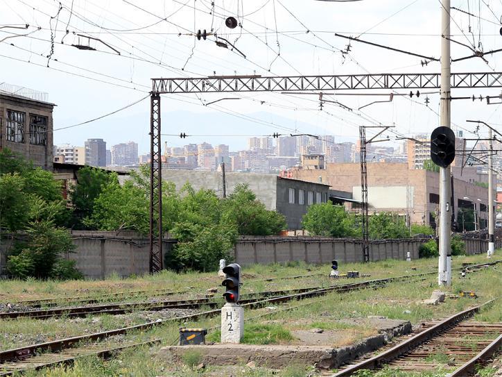 Пять краж кабеля совершено на ЮКЖД в январе, вероятным преступником оказался бомж