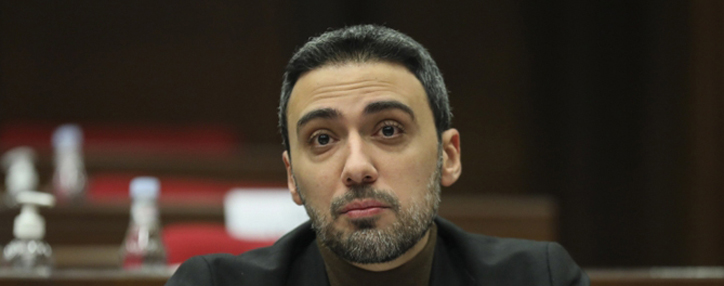 Депутат от фракции «Армения» Арам Вардеванян отказывается от депутатского мандата