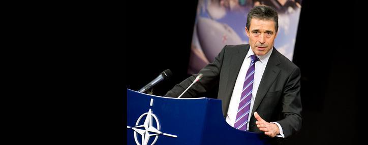 Карабахский конфликт должен быть решен исключительно мирным путем - генсек НАТО