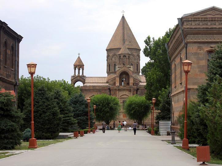 Armenian patriarchs and Dashnaktsutyun refuse to attend Global Armenian Summit