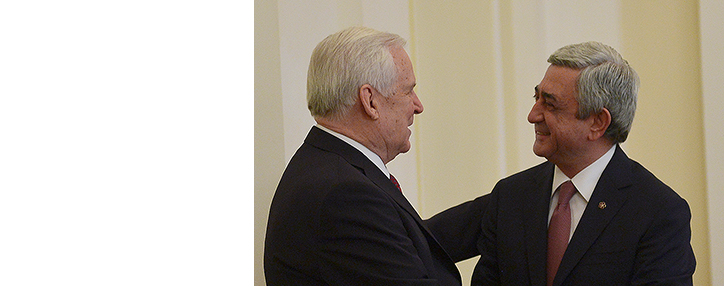 ՀՀ նախագահն ընդունել է հայ-ռուսական միջխորհրդարանական հանձնաժողովի համանախագահ Նիկոլայ Ռիժկովի գլխավորած պատվիրակությանը