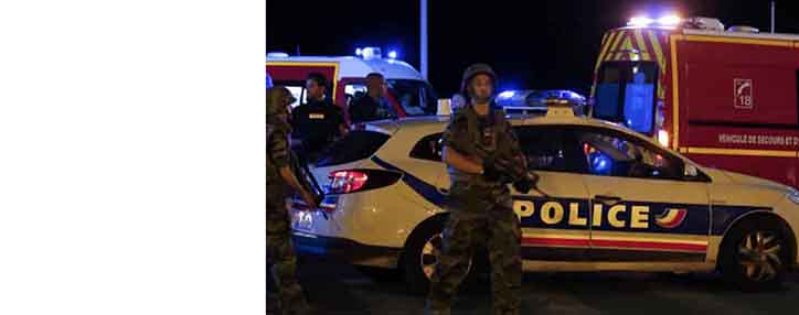 Tеракт произошел в Ницце в день взятия Бастилии, погибли 80 человек 