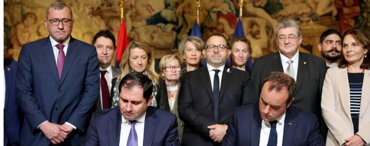 Armenian and French defense ministers sign cooperation documents