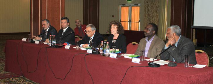 Oxfam Armenia presents Armenian language edition of sphere project 