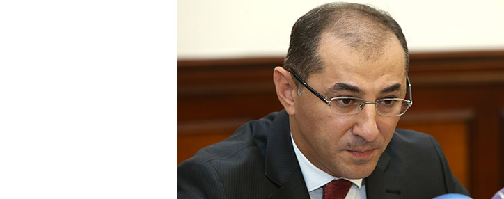 Повышение пособий и пенсий в Армении может заложить "финансовую мину"– министр