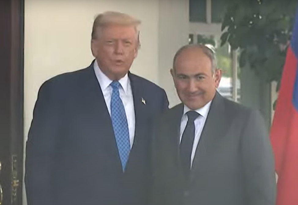 Armenian PM arrives at White House to meet with Trump
