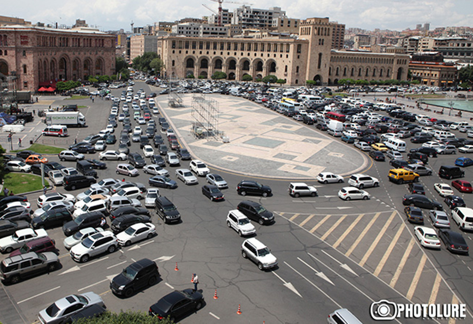 Երևանի կենտրոնում մի շարք փողոցներ փակ կլինեն սեպտեմբերի 21–ին կազմակերպվող  ԶՈւ նվագախմբերի տոնական քայլերթի և ցուցադրական ելույթների կապակցությամբ