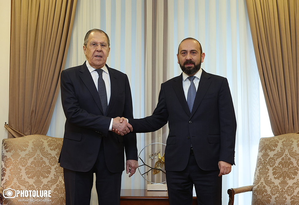 Միրզոյանը՝ Լավրովին․ Հայաստանը կենտրոնացած է ՌԴ–ի հետ բոլոր ոլորտներում երկարաժամկետ և փոխշահավետ գործընկերության վրա