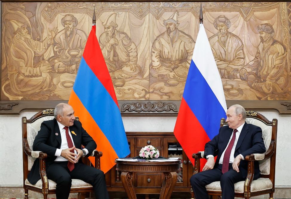Пашинян анонсировал визит в Москву и заявил о необходимости переоформить отношения с Россией