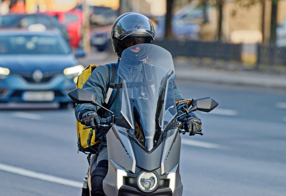 В Армении ужесточают контроль в сфере доставки еды: курьеры должны иметь санитарные книжки