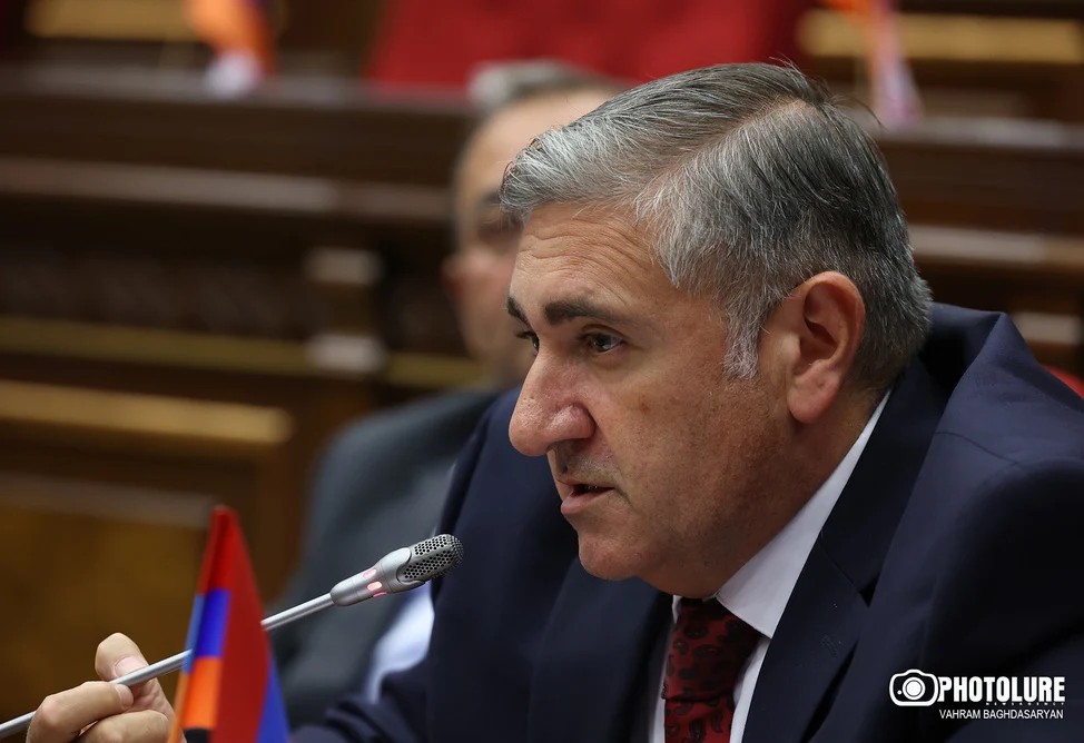 Оппозиционный депутат: проект по вступлению Армении в ЕС содержит угрозы для внешней политики РА 