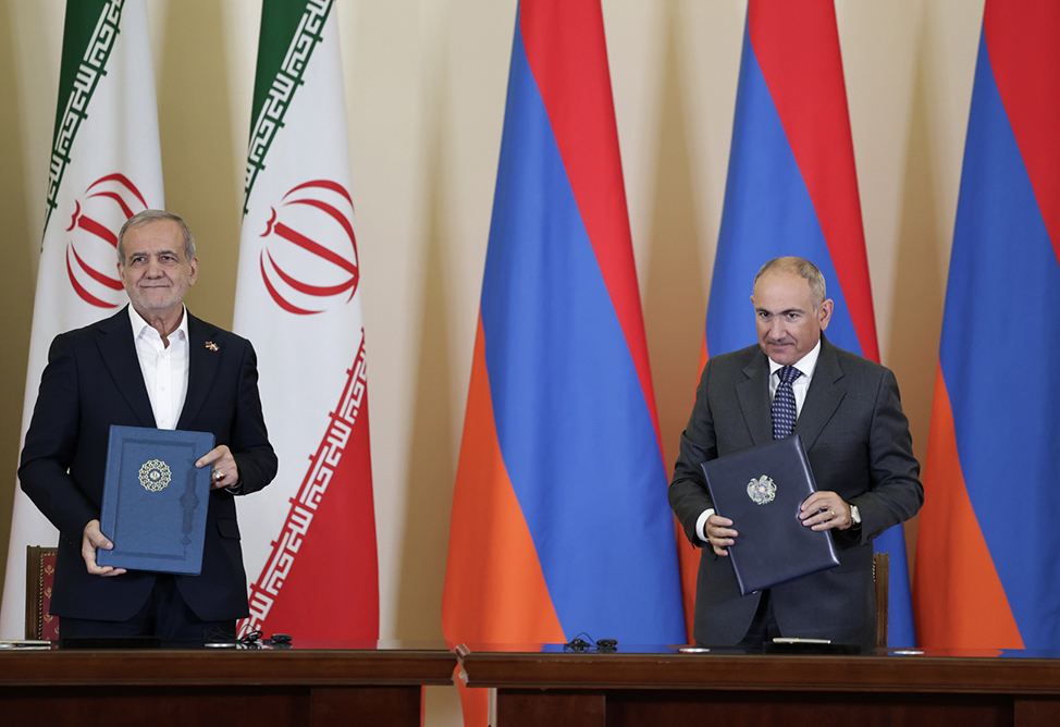 Документы о сотрудничестве в ряде сфер подписаны между Арменией и Ираном