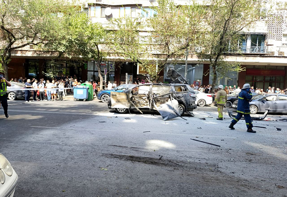 взрыв, машина, Амиряна взрыв, машина, Амиряна