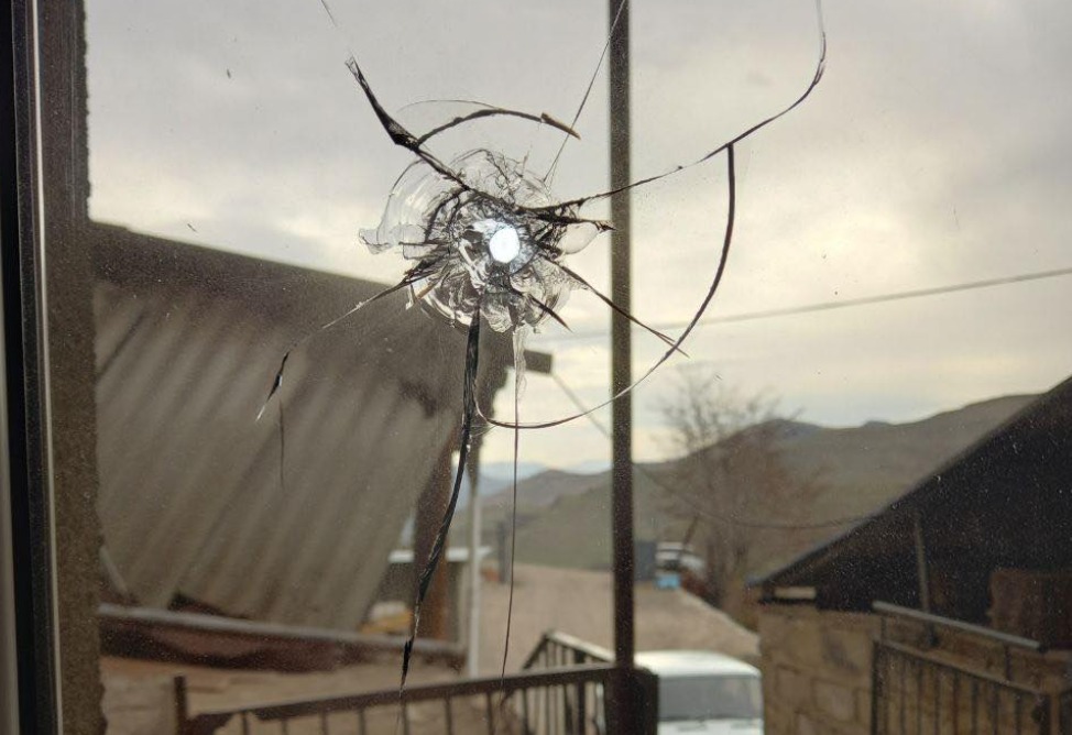 Azerbaijani Armed Forces shelled a residential building in Syunik - Armenian Defense Ministry