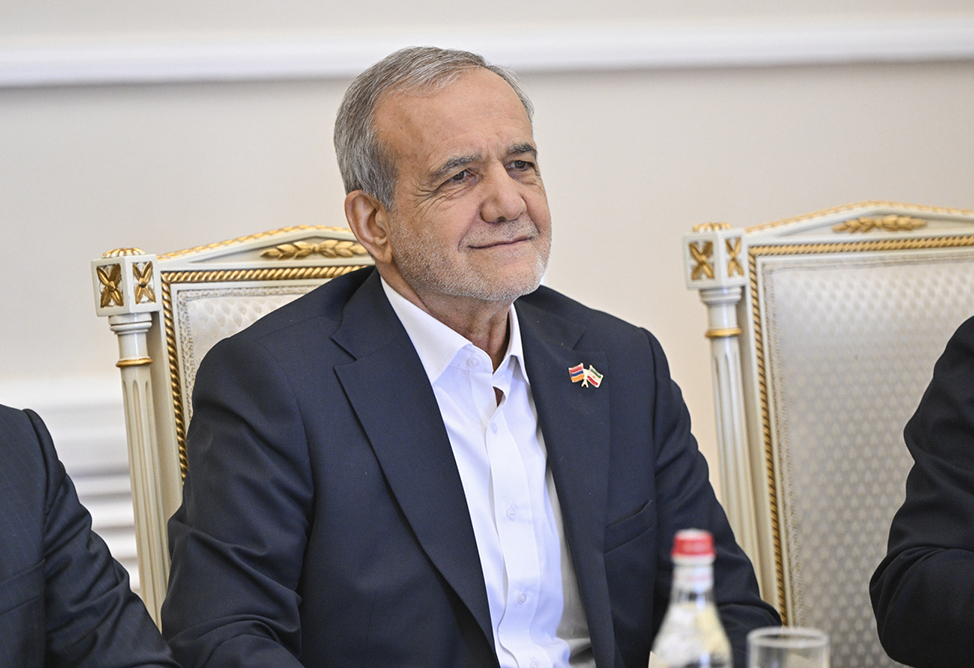 Мир на Кавказе стратегически важен для Ирана, передача проблем другим странам затруднит ситуацию – Пезешкиан