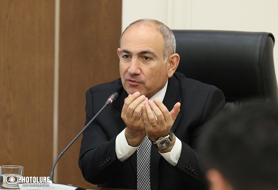 Armenian Prime Minister welcomes Russia's increased involvement in delivering goods by rail