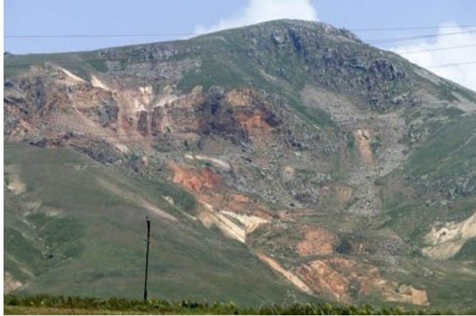 Добыча на Амулсарском золотом роднике может начаться в сентябре-октябре 2025 года - министр 