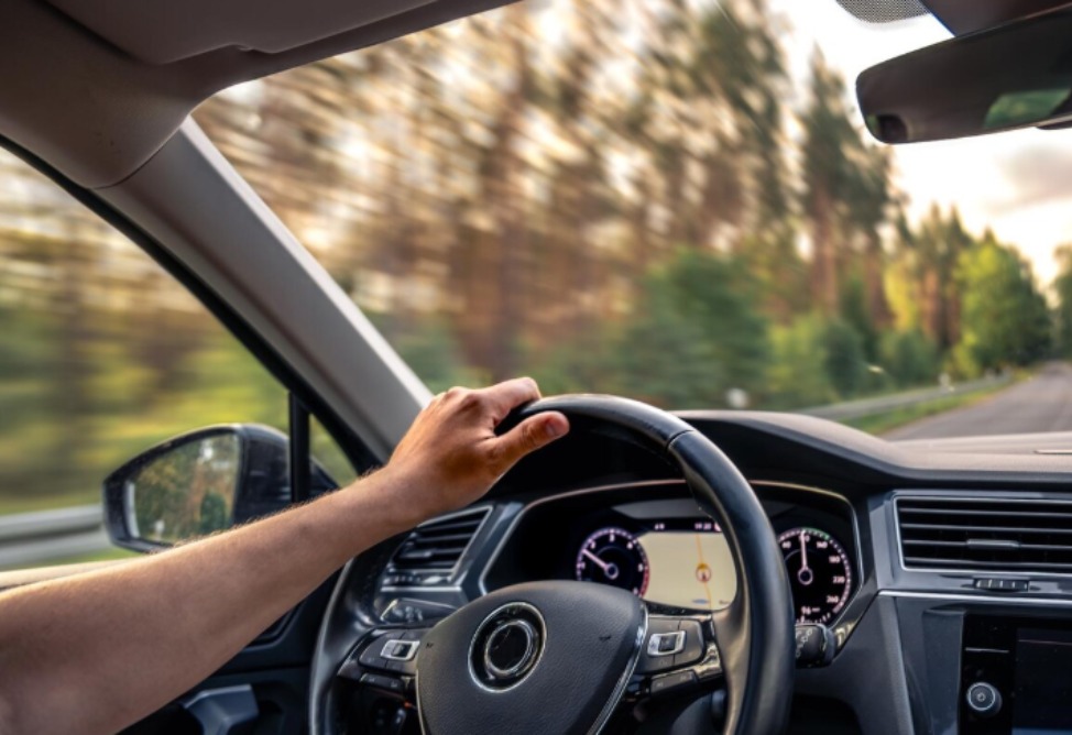 50 000 драмов вместо 25 000 драмов: в Армении ужесточили наказание за вождение без прав