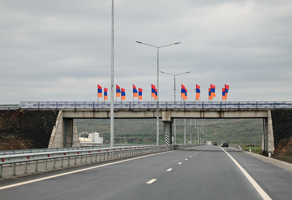 Բացվեց Հյուսիս-հարավ ճանապարհի Աշտարակից դեպի Գյումրի հատվածը` 84 կմ երկարությամբ (ՖՈՏՈ, ՎԻԴԵՈ)