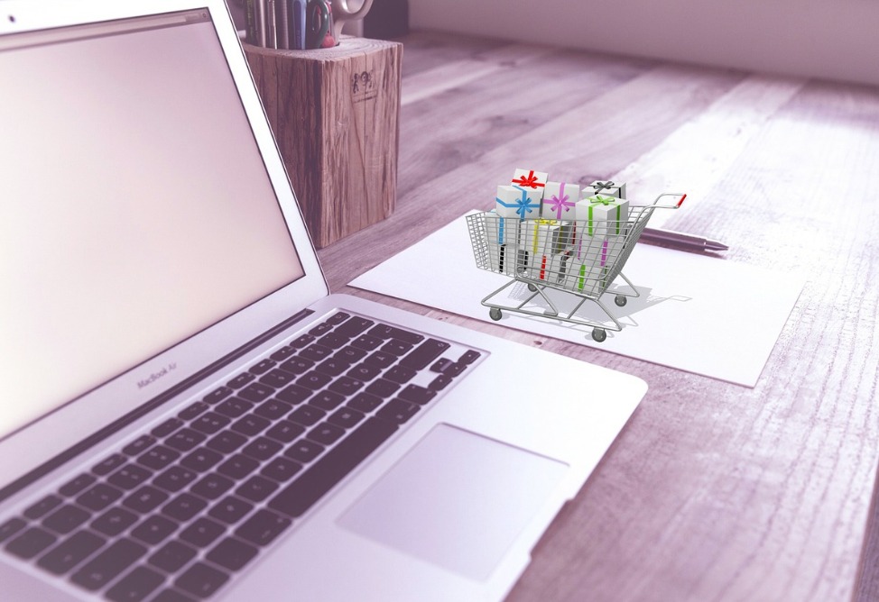 Американцы потратили рекордные $11,8 млрд на онлайн-покупки в "черную пятницу"