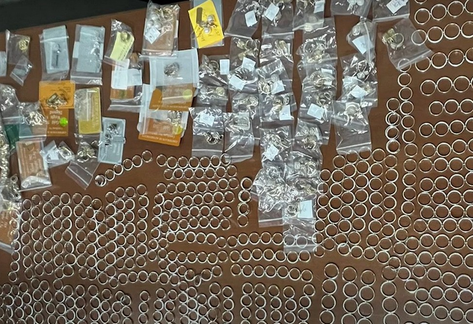 ՊԵԿ-ը կանխել է ավելի քան 3 կգ զարդերի մաքսանենգ արտահանման փորձը դեպի Վրաստան (ՎԻԴԵՈ)