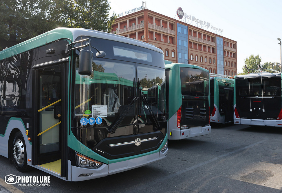 Троллейбусный парк Еревана в скором времени будет полностью укомплектован - мэр 